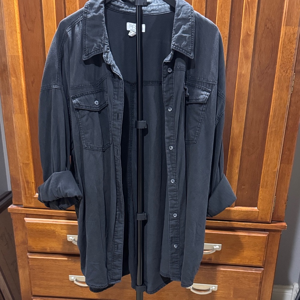 Women's Gray Button Down Shirt